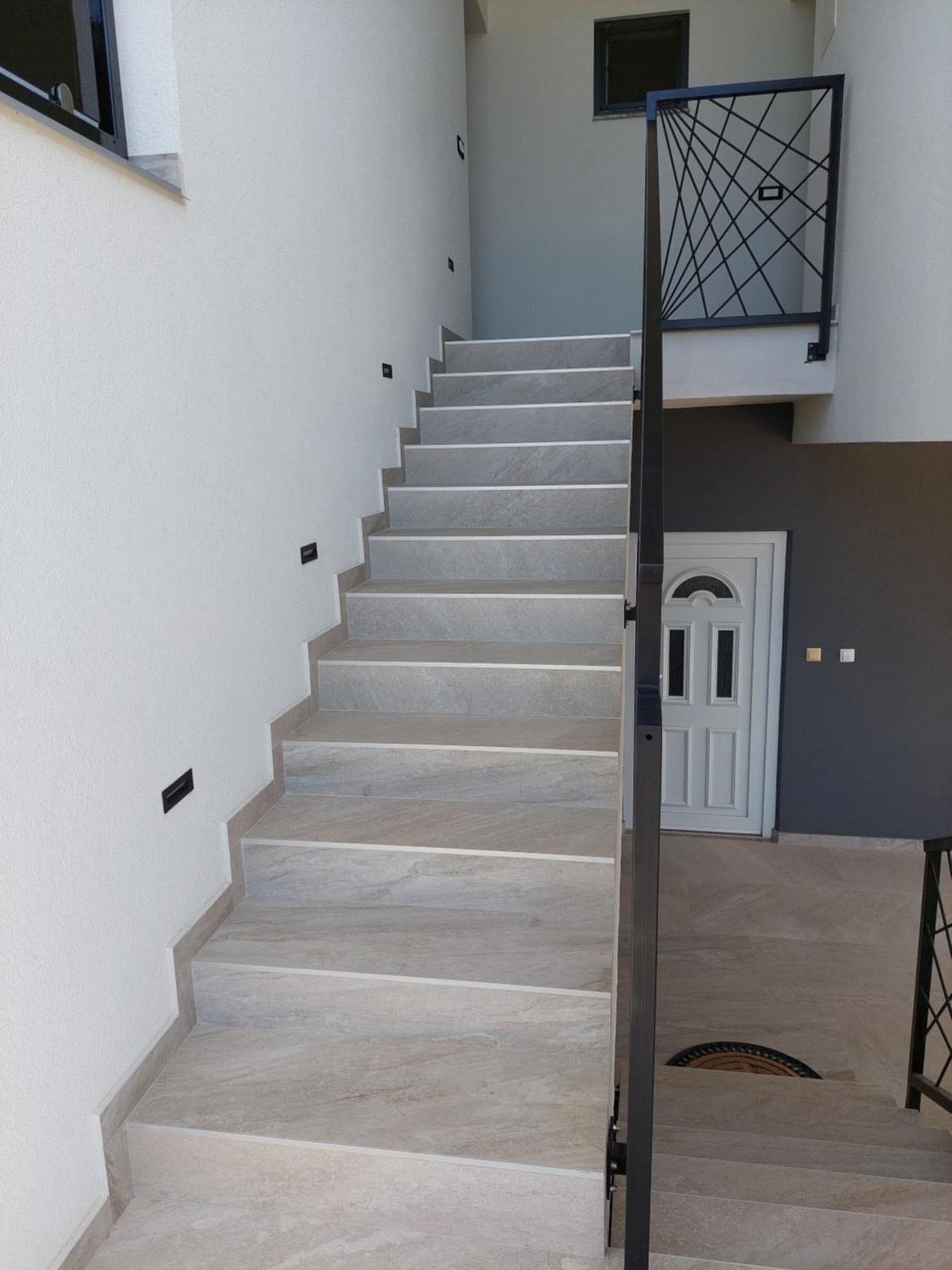 Apartmani Karla Paklenica Starigrad Paklenica Exterior photo