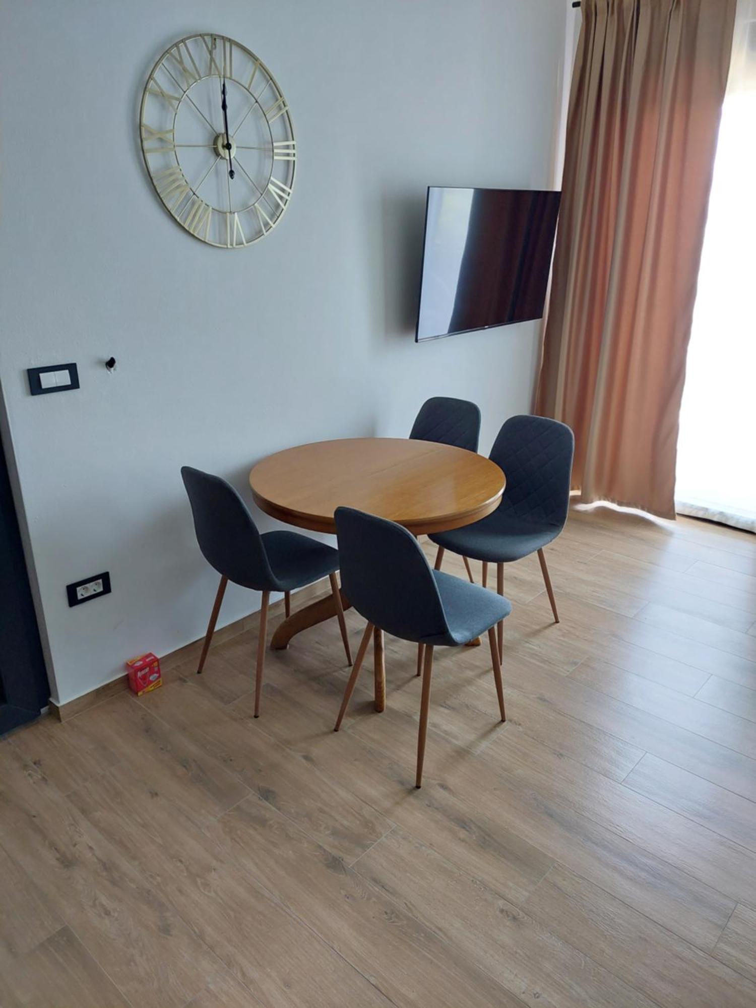 Apartmani Karla Paklenica Starigrad Paklenica Exterior photo